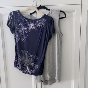 Parasuco Navy and Gray Floral Women's Top